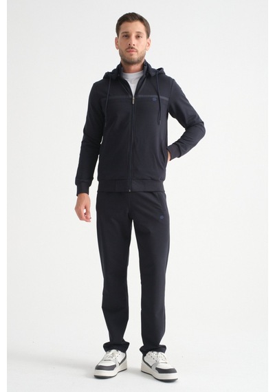 Shooter Sportswear Shooter Premium Dik Yaka Rahat Form Klasik Paça Erkek Eşofman Takımı Lacivert Shooter Sportswear Shooter Premium Dik Yaka Rahat Form Klasik Paça Erkek Eşofman Takımı Lacivert