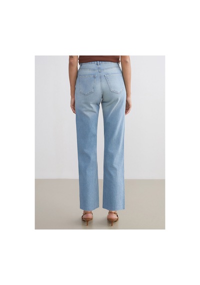 LC Waikiki Alıta Cıty Farkıyla Lcw Jeans İndigo Denim Düz Straight & Düz Normal Bel Düz Paça Kadın Jean Pantolo İndigo - 925401696 İndigo