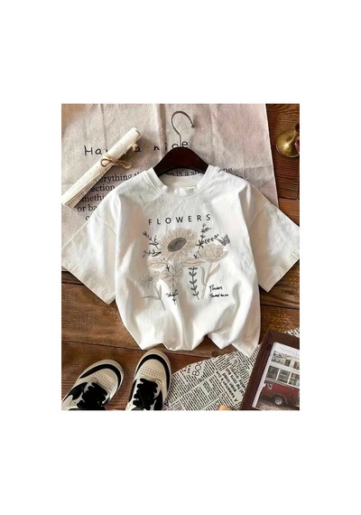 Medinenur Flowers Detaylı Basic T-shirt Beyaz