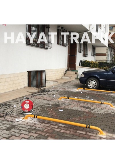 Şerit Ayırıcı Bariyer , Oto Park Araç Stoperi, Otopark Demiri Sarı 140 X 60 Mm