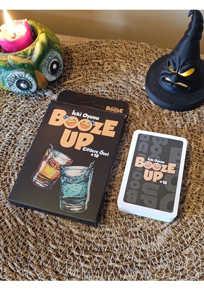 Booze Up İçki Oyunu +18 - Kese Hediyeli 50 Kart Çiftler İçin Eğlenceli Kart Oyunu