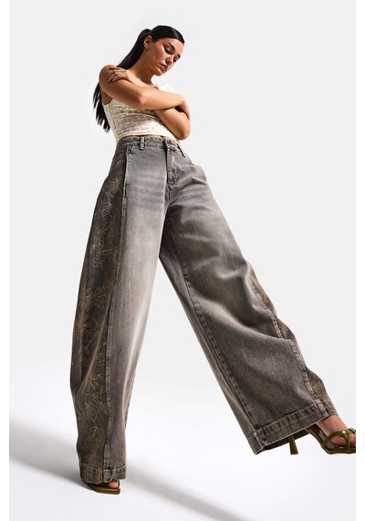 Itsbasic Kadın Kot Rengi 4s6-16 Süper Baggy Balon Fit Nakış Detaylı Özel Tasarım Denim Jean Mavi