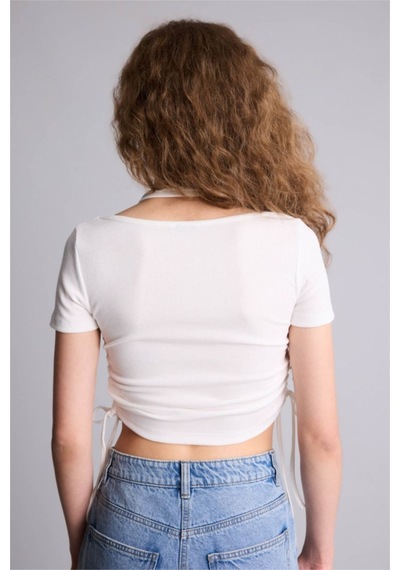 Defacto Fıtted Halter Yaka Kısa Kollu Tişört G7955ax26hswt32 Beyaz-wt32