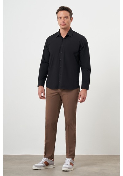 Morven Erkek Siyah Basic Düz Desen Sert Yaka Regular Fit Gömlek 24mc004110001 Siyah
