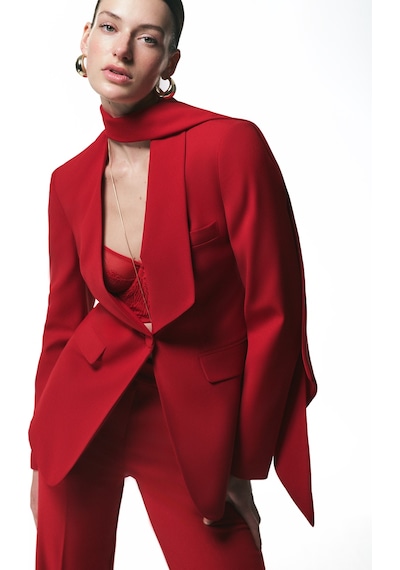 Koton Krep Kumaş Uzun Kollu Cepli Şal Yaka Detaylı Blazer Ceket Kırmızı 6sak50068uw Kırmızı Koton Krep Kumaş Uzun Kollu Cepli Şal Yaka Detaylı Blazer Ceket Kırmızı 6sak50068uw Kırmızı