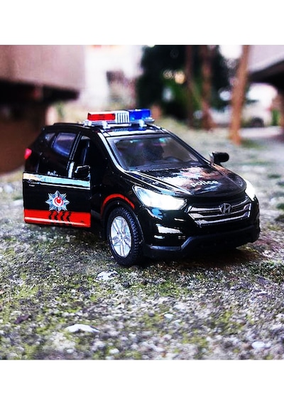 Işıklı Ve Sesli Polis Arabası Çek Bırak - Metal Model Suv Polis Aracı 1:36 Çok Renkli