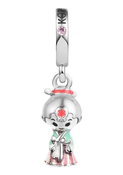 Koreli Etnik Kız Sallantılı Charm Gümüş