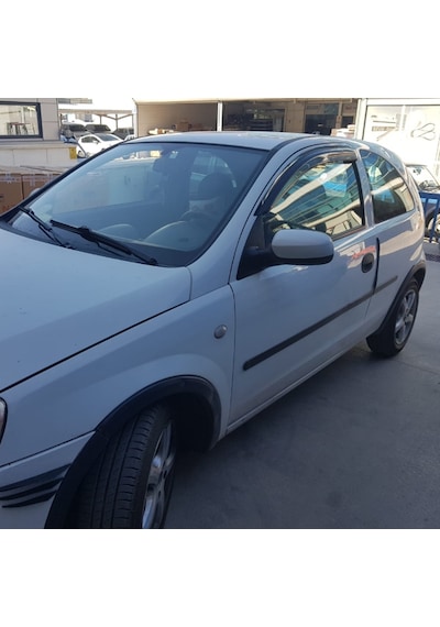 Corsa C Van Mügen Cam Rüzgarlığı 2000-2006 Arası Ön İki Camlar