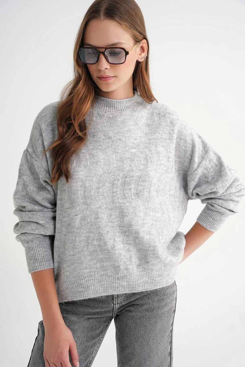 Mixray 6947 Kadın Kendinden Desenli Oversize Triko Kazak Gri