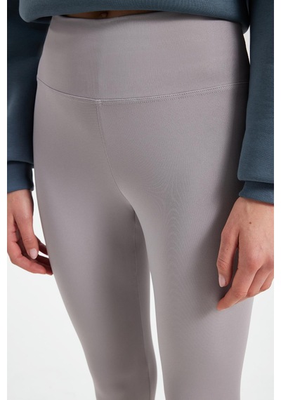 Tudors Kadın Slim Fit Dar Kesim Scuba Kumaş Beli Lastikli Gri Tayt-42442 Gri