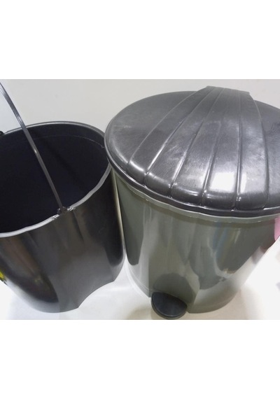 Tr Ayak Pedallı Jumbo Çöp Kovası 32 Litre Büyükboy Çıkabilen İç Kovalı 40x33 H:50 Sağlam Geniş Hazne