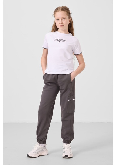 Tommylife Beyaz-koyu Gri O Yaka Baskılı Lastik Paça Kargo Cepli Kız Çocuk Eşofman Takım - 75173 Beyaz/koyu Gri Beyaz - Koyu Gri Tommylife Beyaz-koyu Gri O Yaka Baskılı Lastik Paça Kargo Cepli Kız Çocuk Eşofman Takım - 75173 Beyaz/koyu Gri Beyaz - Koyu Gri
