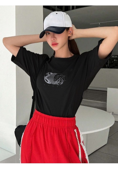 Uyguntarz Unisex Earth Baskılı Tasarım Tshirt Siyah