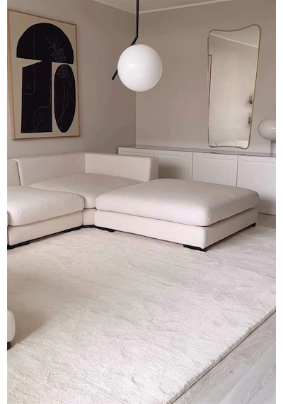 Beyaz Renkli Yumuşak Yüzeyli Kaydırmaz Puffy Peluş Halı-198