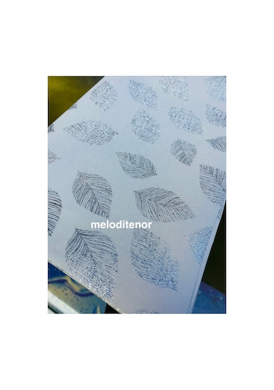 Simli Yaprak Salça Lekesi Tutmayan Sedefli Beyaz Lüks Astarlı Dertsiz Linen Pvc Muşamba Masa Örtüs Gümüş Simli Yaprak Salça Lekesi Tutmayan Sedefli Beyaz Lüks Astarlı Dertsiz Linen Pvc Muşamba Masa Örtüs Gümüş
