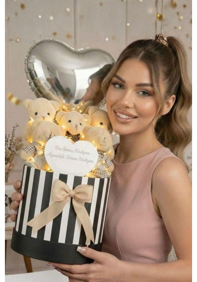 Premium Silindir Kutusunda Led Işıklı Aynalı Ve Kalp Balonlu Peluş Taba 5li Ayıcık Buketi