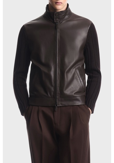 Emporio Armani Deri Dik Yaka Fermuarlı Ceket Erkek Ceket Em007276 Af29262 U6029 Koyu Kahve Emporio Armani Deri Dik Yaka Fermuarlı Ceket Erkek Ceket Em007276 Af29262 U6029 Koyu Kahve