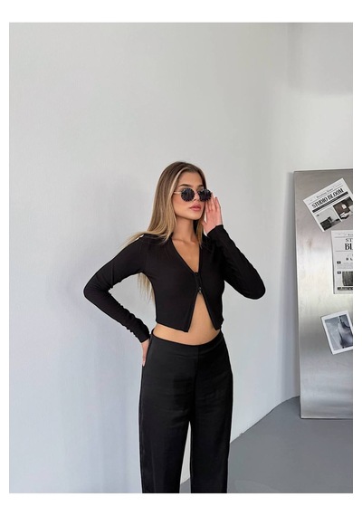 Kechi Woman Ottoman Kumaş Polo Yaka Fermuarlı Crop Siyah