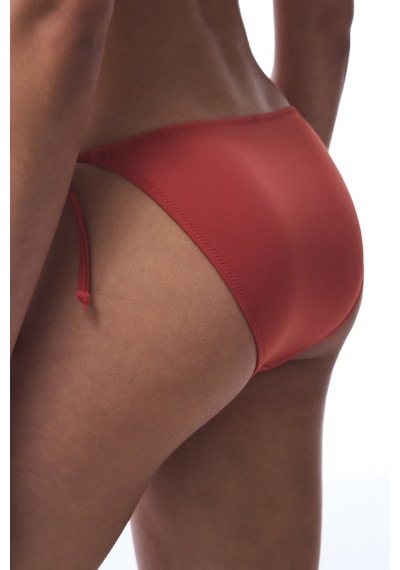 Penti Tarçın Rengi Bağlamalı Düşük Bel Bikini Altı