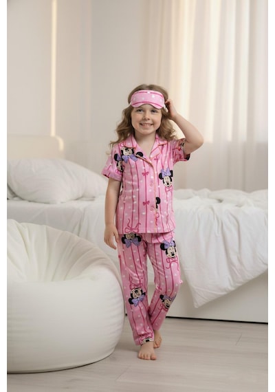 Lillypicca Pembe Soft Çizgili Kalp Desenli Bambu Önden Düğmeli Göz Bantlı Kısa Kol Pijama Takımı 1998 Lillypicca Pembe Soft Çizgili Kalp Desenli Bambu Önden Düğmeli Göz Bantlı Kısa Kol Pijama Takımı 1998