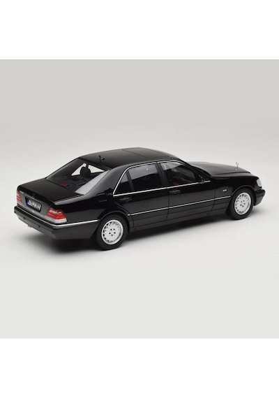 1:18 Ölçek 1997 Mercedes Benz S Class S600 W140 Diecast Metal Minyatür Model Araba 25cm