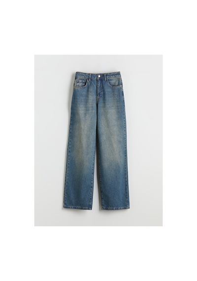LC Waikiki Alıta Cıty Farkıyla Lcw Jeans İndigo Denim Düz Baggy Fit Normal Bel Geniş Paça Kadın Jean Pantolon İndigo - 925400036 İndigo LC Waikiki Alıta Cıty Farkıyla Lcw Jeans İndigo Denim Düz Baggy Fit Normal Bel Geniş Paça Kadın Jean Pantolon İndigo - 925400036 İndigo