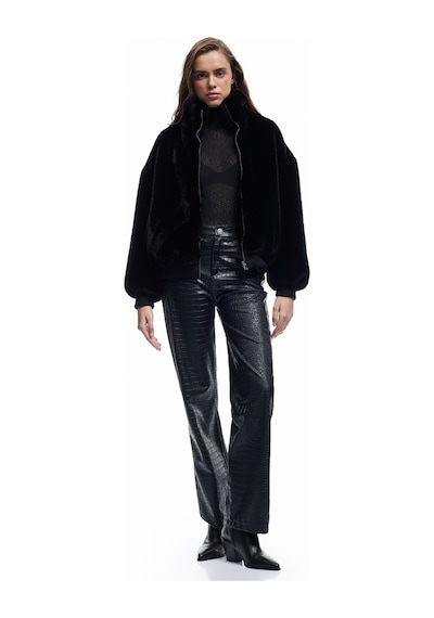 Koton Fermuarlı Dik Yaka Cepli Suni Kürk Peluş Oversize Crop Mont Siyah 6wak00004ew Siyah