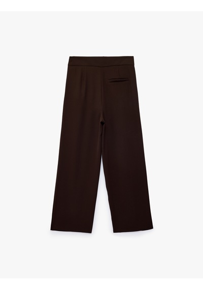 Koton Rahat Kalıp Yüksek Bel Krep Kumaş Kemer Detaylı Geniş Paça Pantolon Kahverengi 7wak40046uw Kahve Koton Rahat Kalıp Yüksek Bel Krep Kumaş Kemer Detaylı Geniş Paça Pantolon Kahverengi 7wak40046uw Kahve