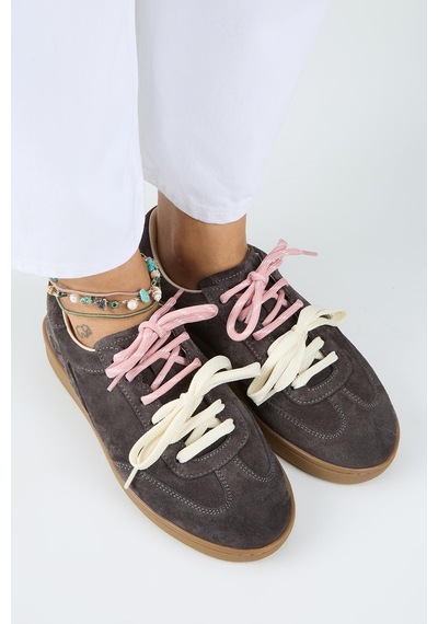 Manijero Krahe Barbella Kadın Hakiki Deri Üç Ayrı Alternatif Bağcıklı Antrasit Sneakers Manijero Krahe Barbella Kadın Hakiki Deri Üç Ayrı Alternatif Bağcıklı Antrasit Sneakers