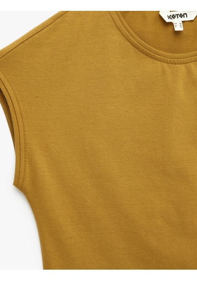 Koton Slim Fit Pamuklu Bisiklet Yaka Sıfır Kol Tişört Yeşil 6sak50456ek