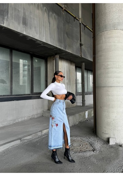 Çiçek Nakış Detaylı Yırtmaçlı Denim Midi Etek ÇoK Renkli