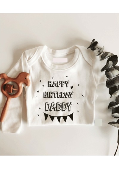İmaj Tuğbababy Happy Birthday Daddy Flamalı Uzun Kol Çıtçıtlı Organik Bebek Body Beyaz