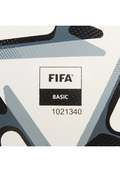 Puma Stellar Beyaz Futbol Topu 085064-05