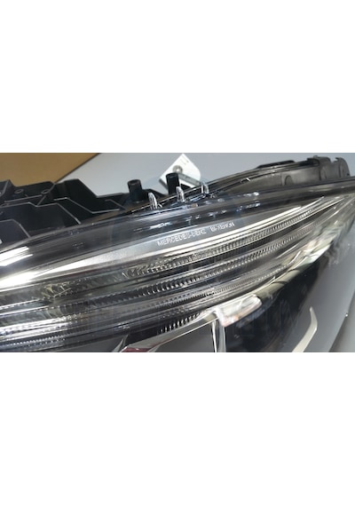 MERCEDES CLA SERİSİ C117 2013-2019 ÖN FAR LED SAĞ.