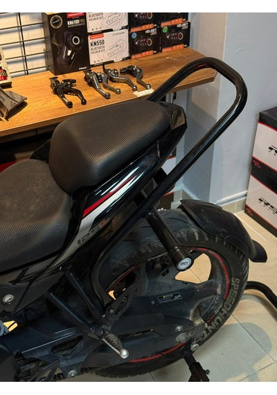 Benelli 125 S Stunt Demiri Siyah