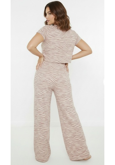 Merlot Büyük Beden Pembe Zebra Desenli Pijama Takımı Pembe