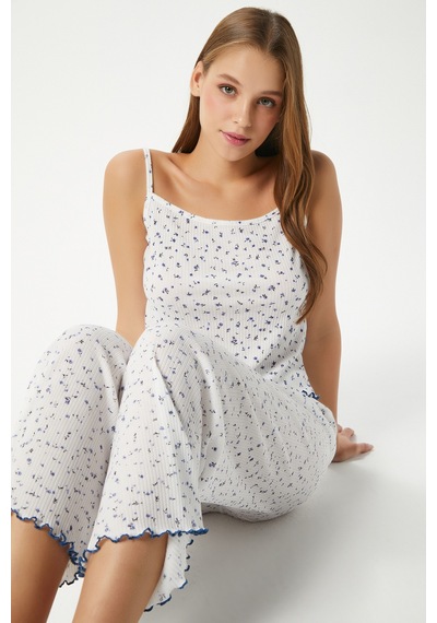 Ritnice Kadın June Askılı Mavi Minik Çiçekli Alt Üst Pijama Takımı Ekru - Mavi