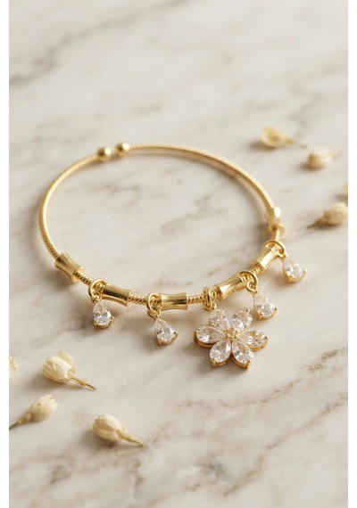 Pirinç Gold Renk Ysx Lotus Model Charmlı Bileklik - Lisinya