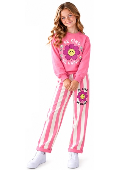 İrem Kız Çocuk Be Happy Yazılı Çiçek Desenli Eşofman Altı Çizgi Desenli Duble Paça Model Pembe Renk Eşofman Takımı İrem Kız Çocuk Be Happy Yazılı Çiçek Desenli Eşofman Altı Çizgi Desenli Duble Paça Model Pembe Renk Eşofman Takımı