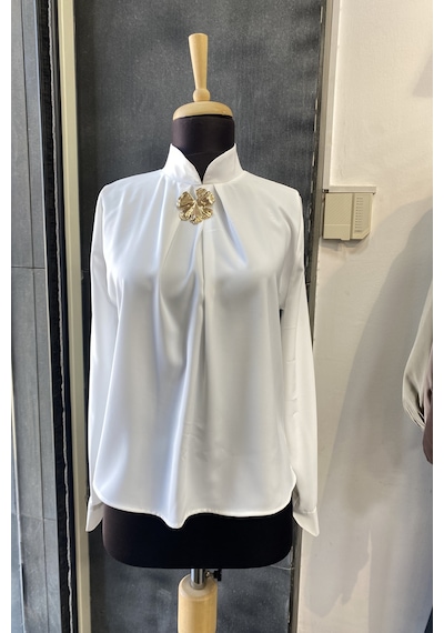 Pera Moda Gold Broş Detaylı Şık Bluz Gömlek Beyaz