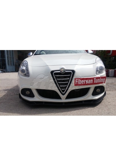 Alfa Romeo Giulietta Ön Tampon Lip -----fibersan Tuning