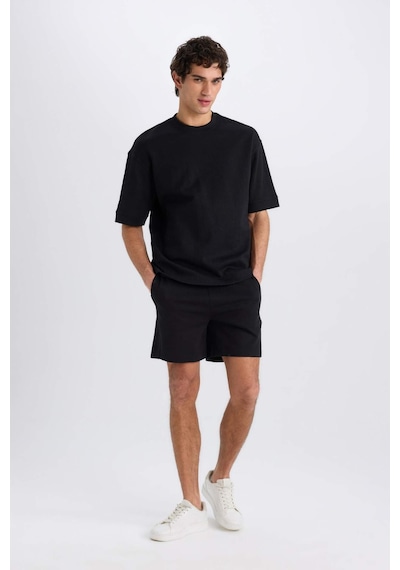 DeFacto Regular Fit Düz Paça Şort D9769AX25SMBK81