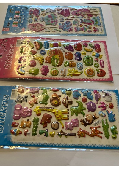Eğitici Çocuk Sticker Etiket Oyunu 3 Kartela Birden Hayvan Meyve ve Elbise Serisi