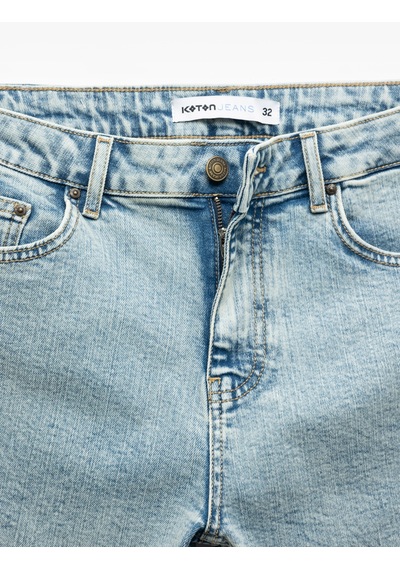 Koton Pamuklu Slim Fit Katlamalı Paça Bermuda Jean Şort Bleach 5sam40002ıd Açık Mavi