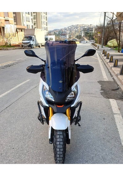 Motocam Peugeot Xp 400 Ön Cam 2023-2026 Model 61cm Siyah Renkli 4mm Orta Boylu