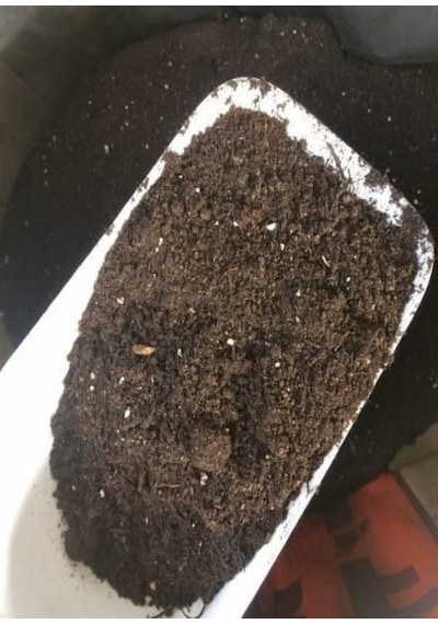 Torf Toprak. Fide. Çiçek. Bitki Yetiştirme Torfu 1 KG