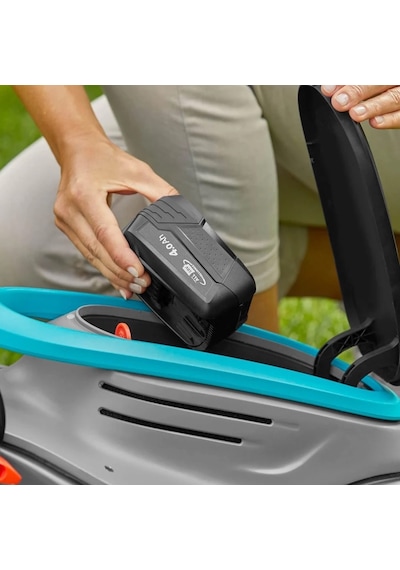 Gardena 14632-20 Akülü Çim Biçme Makinesi Powermax 32/18v P4a Set
