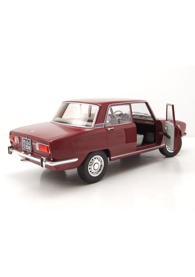 1:18 Ölçek Mitia 1968 Alfa Romeo 1750 Berlina 1-series Diecast Metal Minyatür Model Araba 25cm