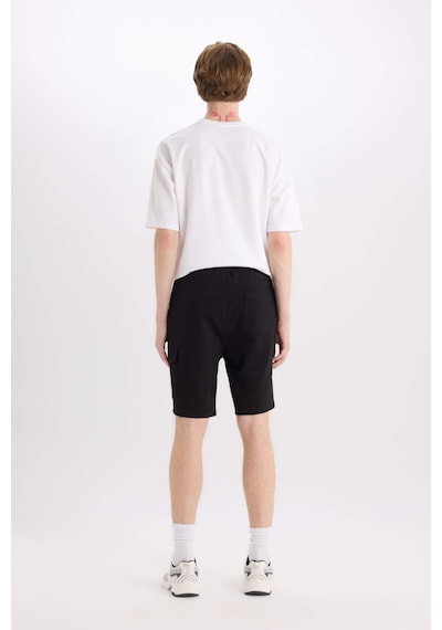 DeFacto Regular Fit Dokulu Düz Paça Kargo Cepli Basic Düz Şort B8796AX25SMBK81