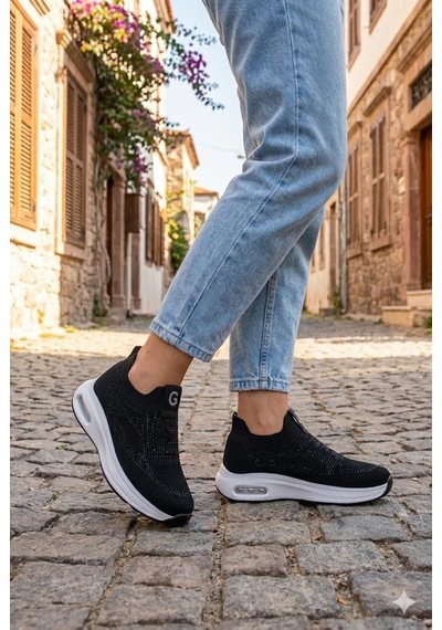 Guja 26y302-1 Rahat Air Taban Taşlı Tekstil Bağcıksız Spor Sneaker Kadın Ayakkabı Siyah